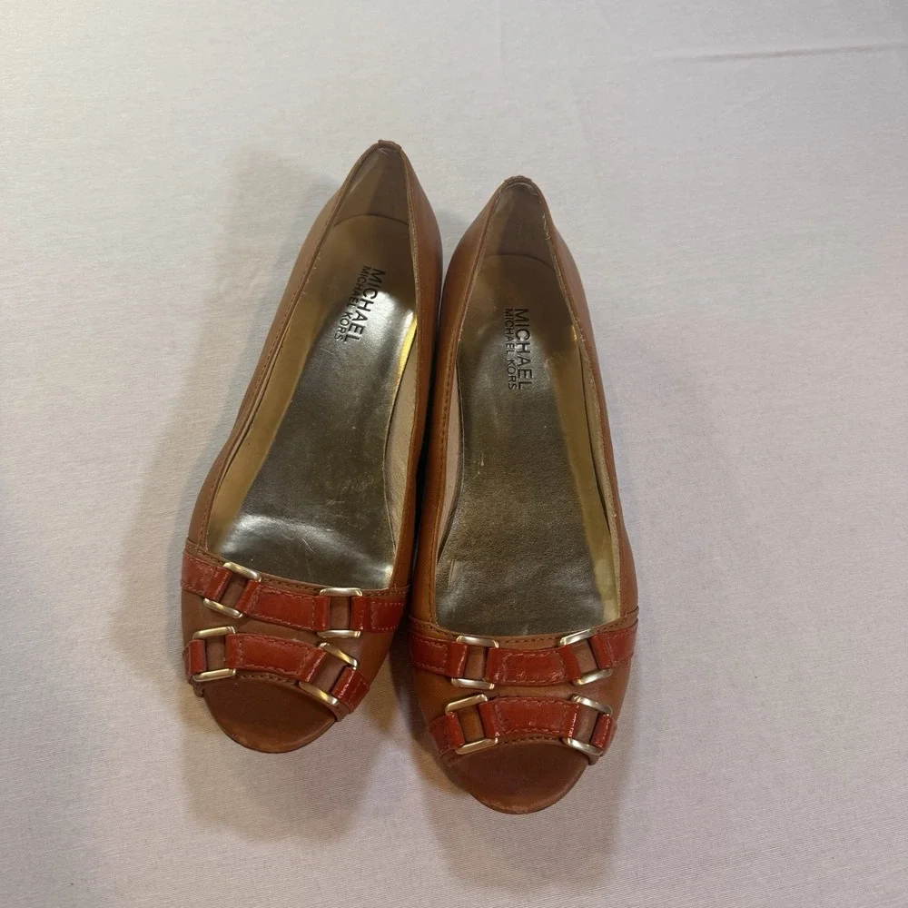 Michael Kors Open-Toe Ballerina Flat 8M Leather Quiet Luxury Preppy Office Brown